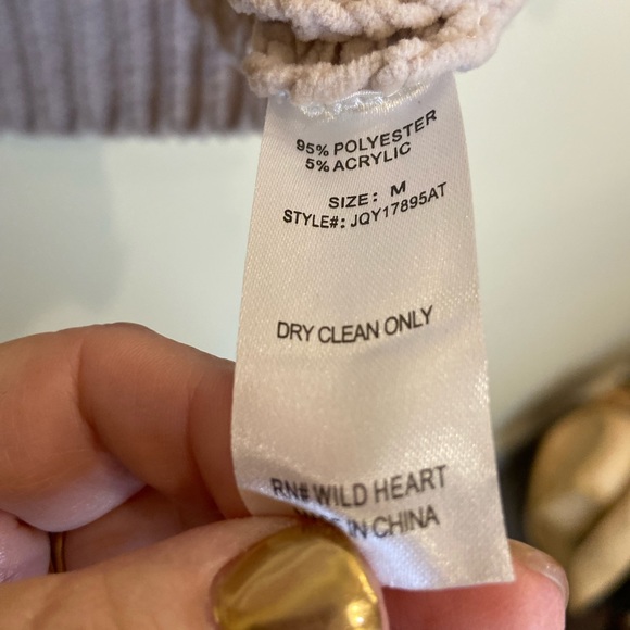 Woven Heart Striped Fluffy Sweater. - Picture 5 of 5